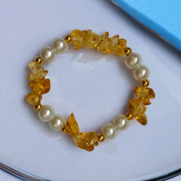 Crushed stones and pearl beads Bracelets. - Image 6